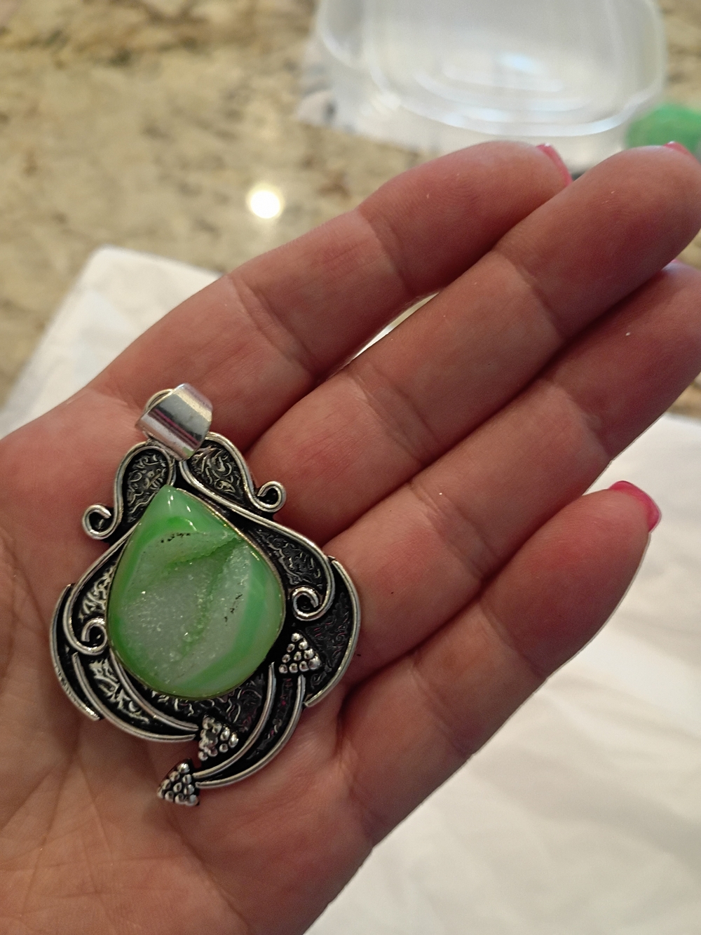 Florescent Lime Green Druzy Pendant in Intricate Setting Beautiful! - Picture 5 of 9